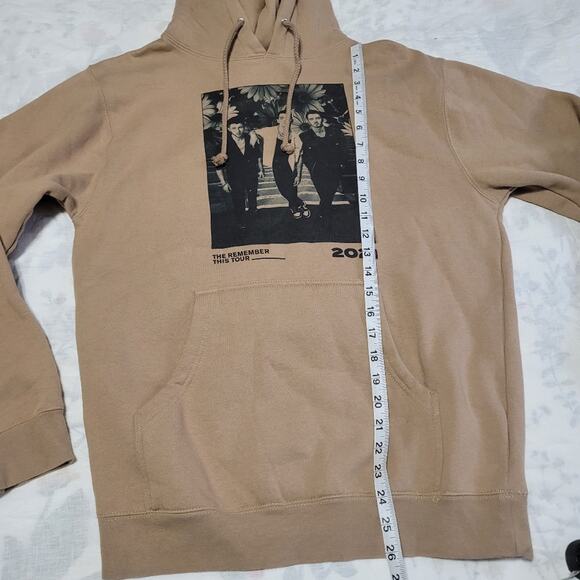 Jonas brothers the remember this tour hoodie pullover sweatshirt tan - Picture 3 of 6
